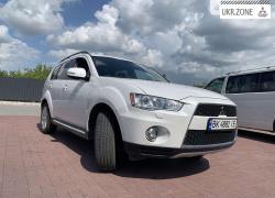 Внедорожник 5 дверей Mitsubishi Outlander II Рестайлинг 2011 в Ровно