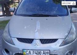 Минивэн Mitsubishi Grandis I 2006 в Шполе