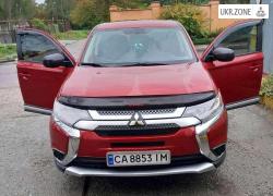 Внедорожник 5 дверей Mitsubishi Outlander 2018 в Кропивни́цком