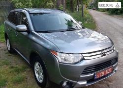Внедорожник 5 дверей Mitsubishi Outlander 2015 в Львове
