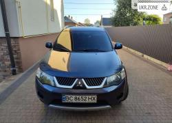Внедорожник 5 дверей Mitsubishi Outlander II 2008 в Пустомытах