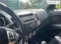 Внедорожник 5 дверей Mitsubishi Outlander II 2007 в Краснограде