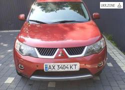 Внедорожник 5 дверей Mitsubishi Outlander 2008 в Ужгороде