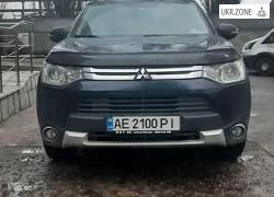 Внедорожник 5 дверей Mitsubishi Outlander 2014 в Днепре