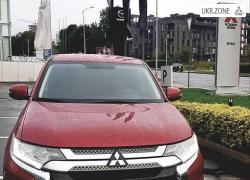 Внедорожник 5 дверей Mitsubishi Outlander 2018 в Львове