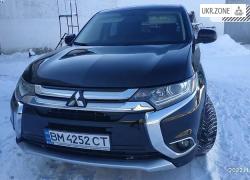 Внедорожник 5 дверей Mitsubishi Outlander III Рестайлинг 2 2016 в Шостке