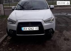 Внедорожник 5 дверей Mitsubishi Outlander 2015 в Харькове