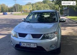 Внедорожник 5 дверей Mitsubishi Outlander II 2007 в Умане