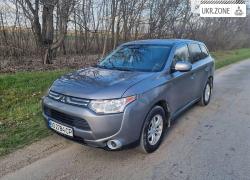 Внедорожник 5 дверей Mitsubishi Outlander 2014 в Тернополе