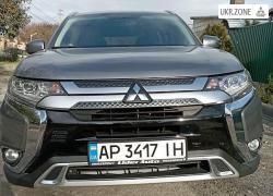 Внедорожник 5 дверей Mitsubishi Outlander III Рестайлинг 2 2017 в Запорожье