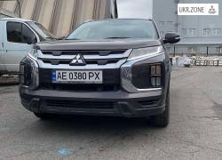 Внедорожник 5 дверей Mitsubishi Outlander III Рестайлинг 3 2019 в Днепре