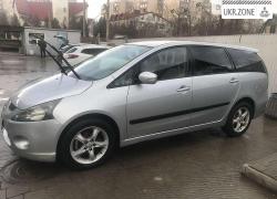 Минивэн Mitsubishi Grandis I 2004 в Яремче