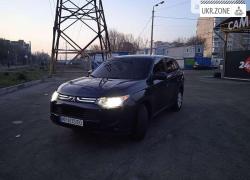 Внедорожник 5 дверей Mitsubishi Outlander 2014 в Запорожье