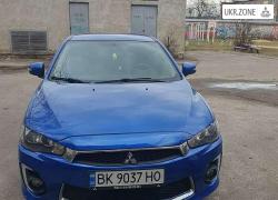 Седан Mitsubishi Lancer X (X) Рестайлінг 2 2016 у Сарнах