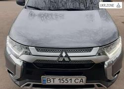 Внедорожник 5 дверей Mitsubishi Outlander III Рестайлинг 3 2019 в Киеве