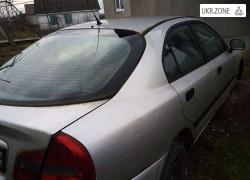 Седан Mitsubishi Carisma I Рестайлинг 2003 в Нетешине