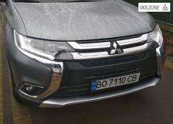 Внедорожник 5 дверей Mitsubishi Outlander III Рестайлинг 2 2016 в Тернополе