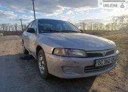 Седан Mitsubishi Lancer 1996 в Ярмолинцах