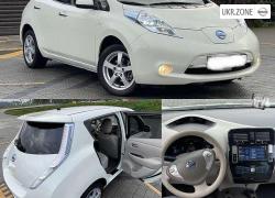 Хэтчбек 5 дверей Nissan Leaf I (ZE0/AZE0) 2012 в Стрые