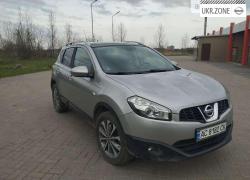 Внедорожник 5 дверей Nissan Qashqai 2010 в Нововолынске