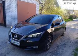 Хетчбек 5 дверей Nissan Leaf II (ZE1) 2018 у Житомирі