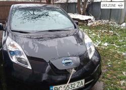 Хэтчбек 5 дверей Nissan Leaf I (ZE0/AZE0) 2013 в Львове