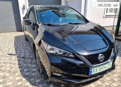 Хэтчбек 5 дверей Nissan Leaf II (ZE1) 2019 в Харькове