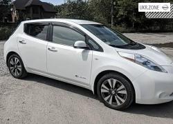 Хэтчбек 5 дверей Nissan Leaf I (ZE0/AZE0) 2015 в Житомире