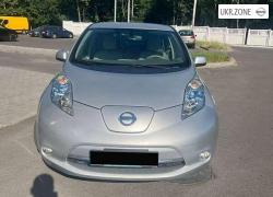 Хетчбек 5 дверей Nissan Leaf I (ZE0/AZE0) 2014 у Вінниці