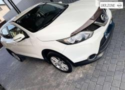 Внедорожник 5 дверей Nissan Qashqai II 2016 в Хмельницком