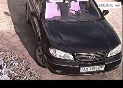 Седан Nissan Maxima V (A33) 2002 в Мирнограде