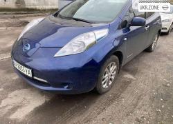 Хэтчбек 5 дверей Nissan Leaf I (ZE0/AZE0) 2016 в Киеве