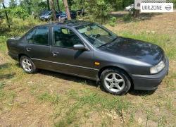 Седан Nissan Primera I (P10) 1994 у Бородянці