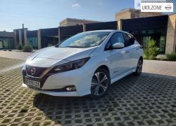 Хэтчбек 5 дверей Nissan Leaf II (ZE1) 2019 в Хмельницком
