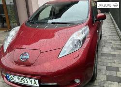 Хэтчбек 5 дверей Nissan Leaf I (ZE0/AZE0) 2016 в Львове