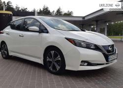 Хэтчбек 5 дверей Nissan Leaf II (ZE1) 2020 в Киеве