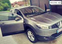 Внедорожник 5 дверей Nissan Qashqai 2013 в Ужгороде