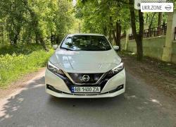 Хэтчбек 5 дверей Nissan Leaf II (ZE1) 2019 в Виннице