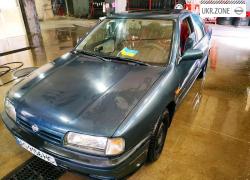 Седан Nissan Primera I (P10) 1993 в Хусте