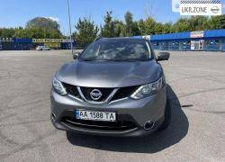 Внедорожник 5 дверей Nissan Qashqai II 2016 в Киеве