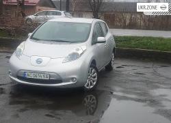 Хэтчбек 5 дверей Nissan Leaf I (ZE0/AZE0) 2013 в Нововолынске