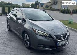 Хэтчбек 5 дверей Nissan Leaf II (ZE1) 2019 в Житомире