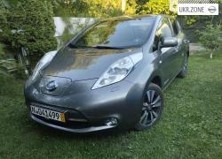 Хэтчбек 5 дверей Nissan Leaf I (ZE0/AZE0) 2015 в Тернополе