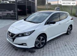 Хэтчбек 5 дверей Nissan Leaf II (ZE1) 2020 в Самборе