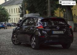 Хэтчбек 5 дверей Nissan Leaf II (ZE1) 2018 в Ужгороде