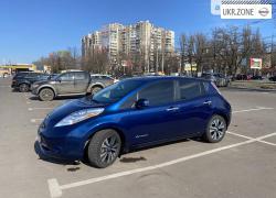 Хэтчбек 5 дверей Nissan Leaf I (ZE0/AZE0) 2016 в Одессе