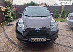 Хэтчбек 5 дверей Nissan Leaf I (ZE0/AZE0) 2015 в Виннице
