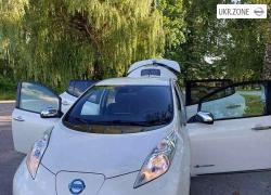 Хэтчбек 5 дверей Nissan Leaf I (ZE0/AZE0) 2014 в Житомире