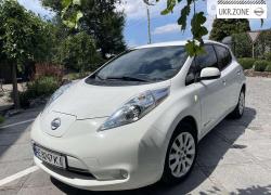 Хэтчбек 5 дверей Nissan Leaf I (ZE0/AZE0) 2016 в Новомосковске