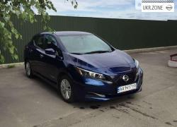 Хэтчбек 5 дверей Nissan Leaf II (ZE1) 2018 в Киеве